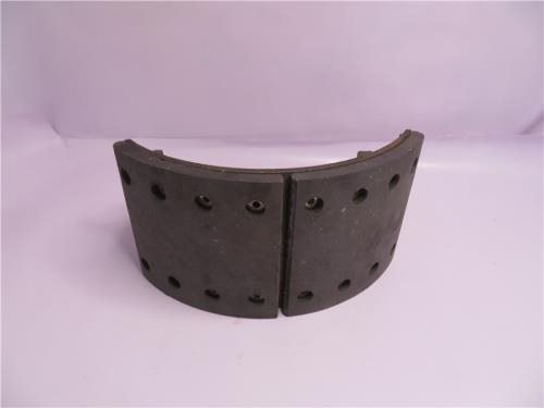 Колодка тормозная задняя STEYR 185 (8 отв.)