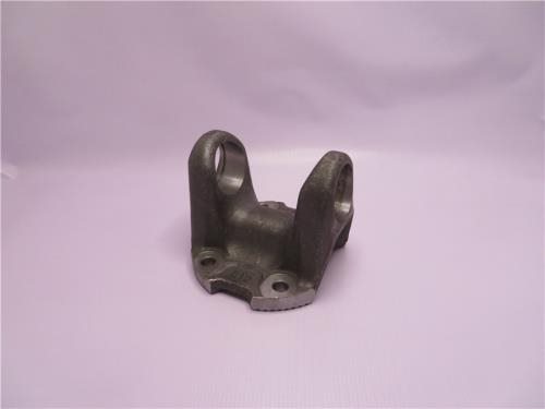 Фланец кардана HOWO D = 180 /крестовина 144*57 /Отверстий = 4