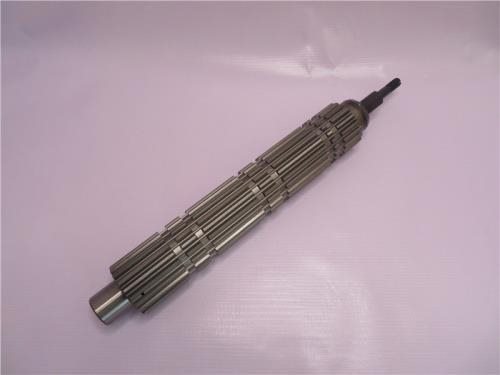 Вал КПП HW19710 вторичный