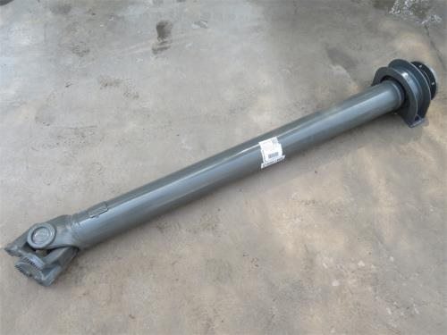 Кардан HOWO8*4  приводной 1650 мм фланец-180 крестовина-57 отв.-4 с подвесным