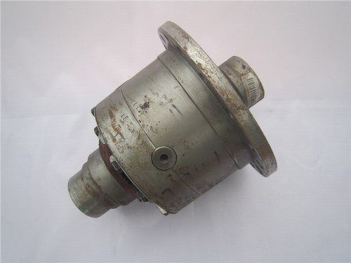 Заглушка резьбовая крышки бортового редуктора HOWO 2009 AC16 маленькая 24MM  Уп/5шт