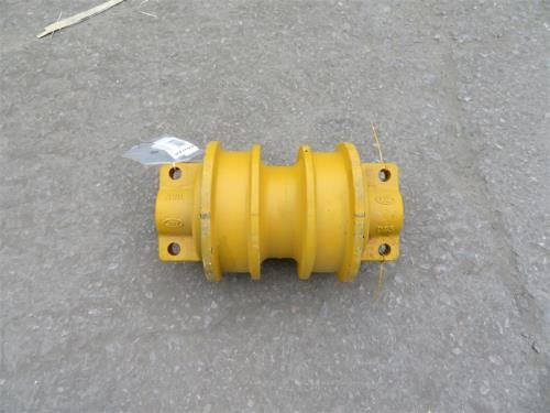 Каток опорный гусеницы SHANTUI SD22/SD23 два бортика
