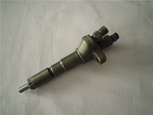 Форсунка топливная CA6110/125Z1A1