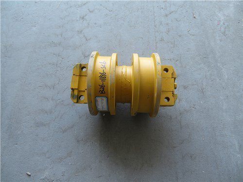 Каток опорный гусеницы SHANTUI SD16/TY160 два бортика