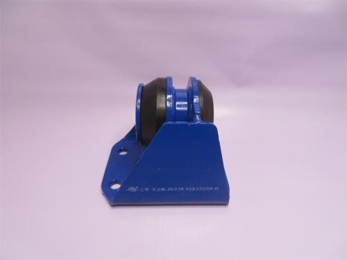 Подушка двигателя SHAANXI F3000 WP10 4*2/6*4 (тягач)задняя правая QINYAN