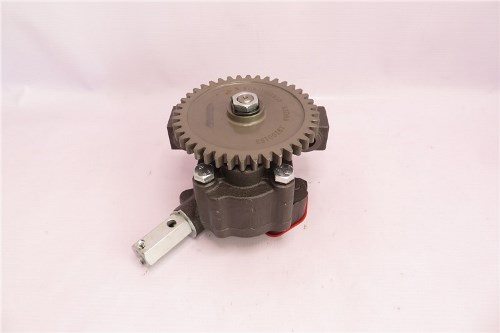 Насос масляный 6110/125G6-SG10