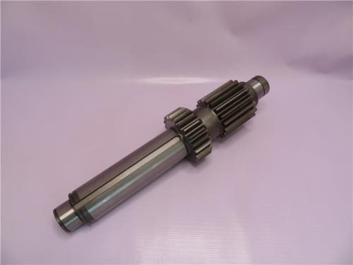 Вал КПП промежуточный правый HW19712