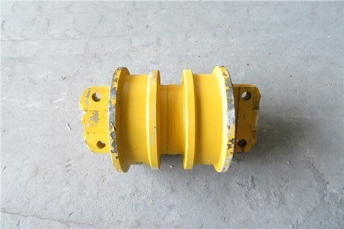 Каток опорный гусеницы SHANTUI SD32 два бортика