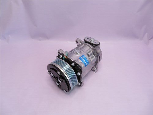 Компрессор кондиционера HOWO/A7  6PK R134A (хорошее качество )