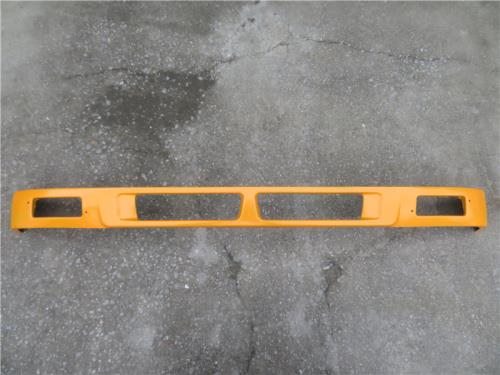 Бампер SHAANXI F2000 (нижняя часть) 19CM желтый