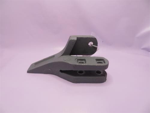 Зуб ковша боковой XCMG LW500F/LW500K/LINGONG LG953 правый новая модель (3 отв.) (сплав)